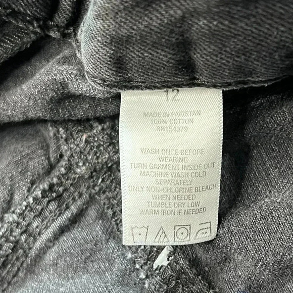 AEROPOSTALE Mom Short Black High Rise Ripped Jean Shorts Curvy Distressed SZ12 - Picture 4 of 9